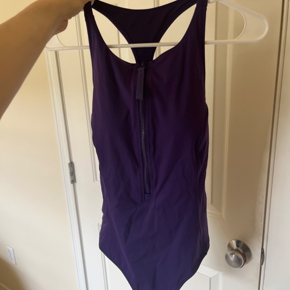 Sold 🌤️NWT Fabletics High Leg Swimsuit - Picture 5 of 7